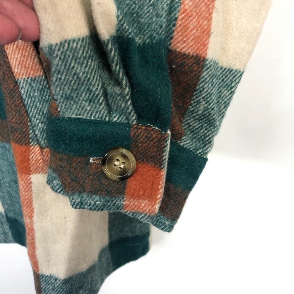 Shacket jade green and coral plaid long sleeve button down XS New - Picture 4 of 13